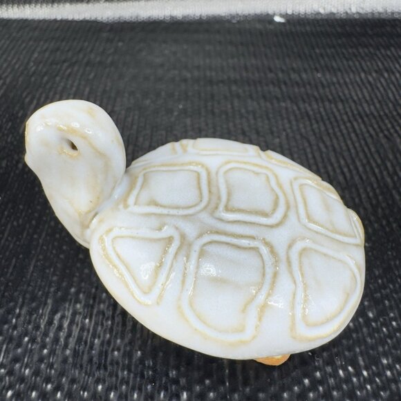 Vintage Hand Made Pottery Stoneware Turtle Figurine Small Figure Hand Crafted - Picture 6 of 11